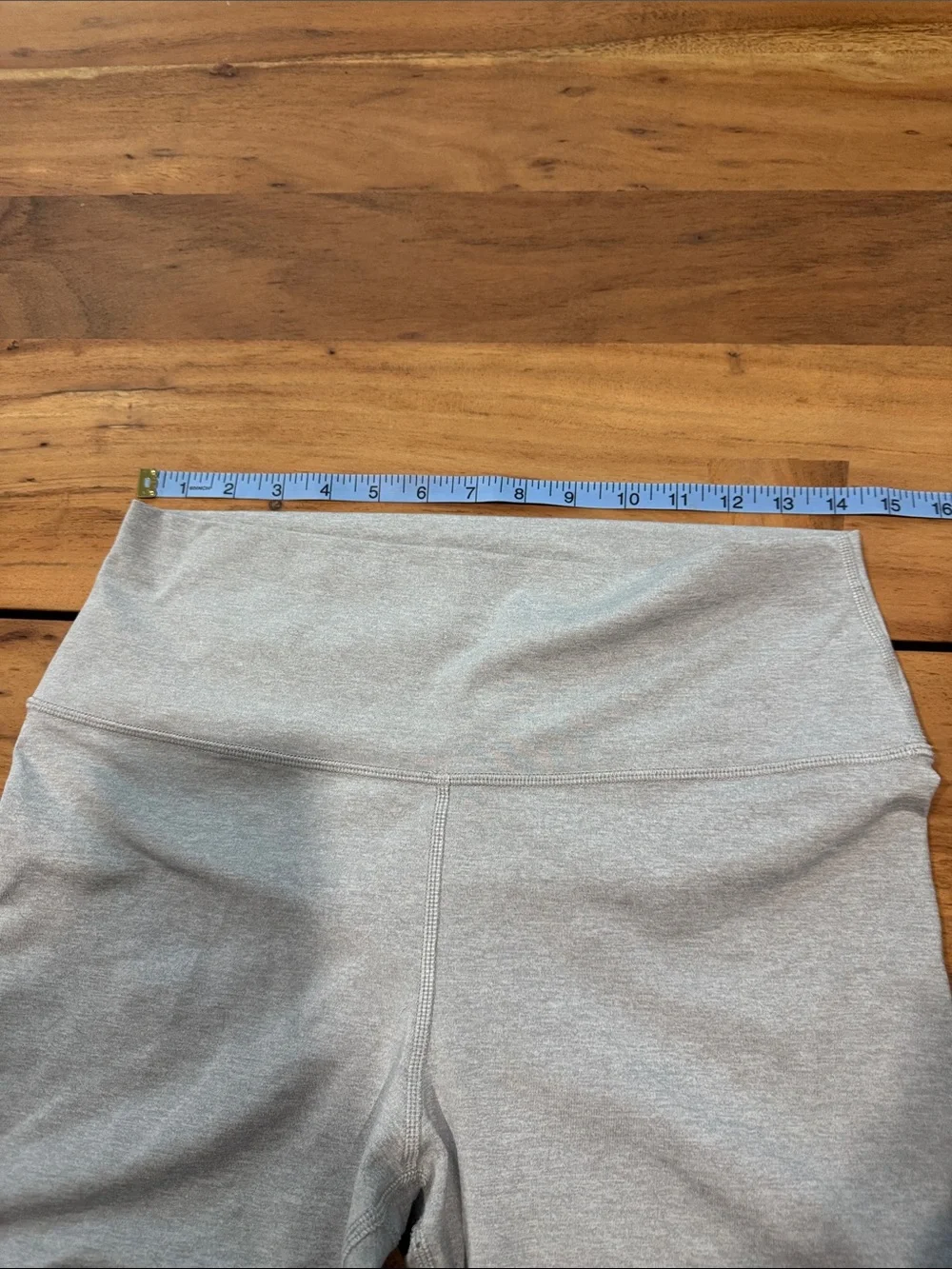 ALO Yoga Light Gray High-Waist Leggings